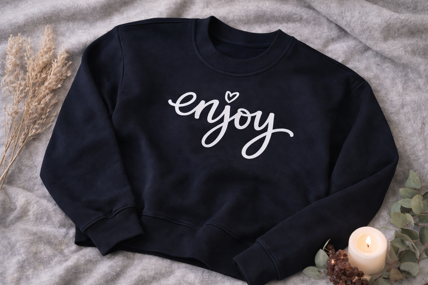 ENJOY Sweater – Cozy Essential für ruhige Tage