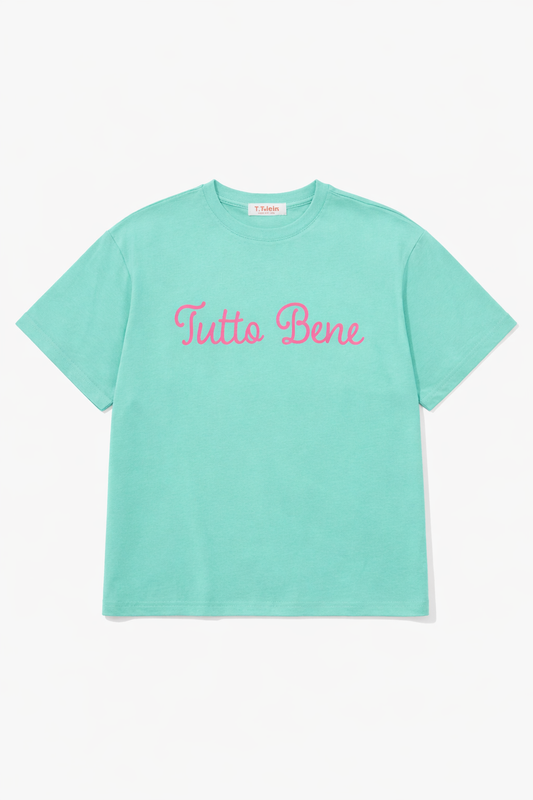 Oversize Cropped T-Shirt „Tutto Bene“ – Türkis mit pinkem Print