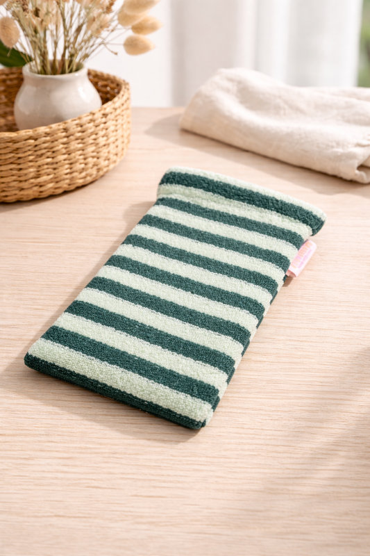 Weiches Frottee-Brillenetui im skandinavischen Design