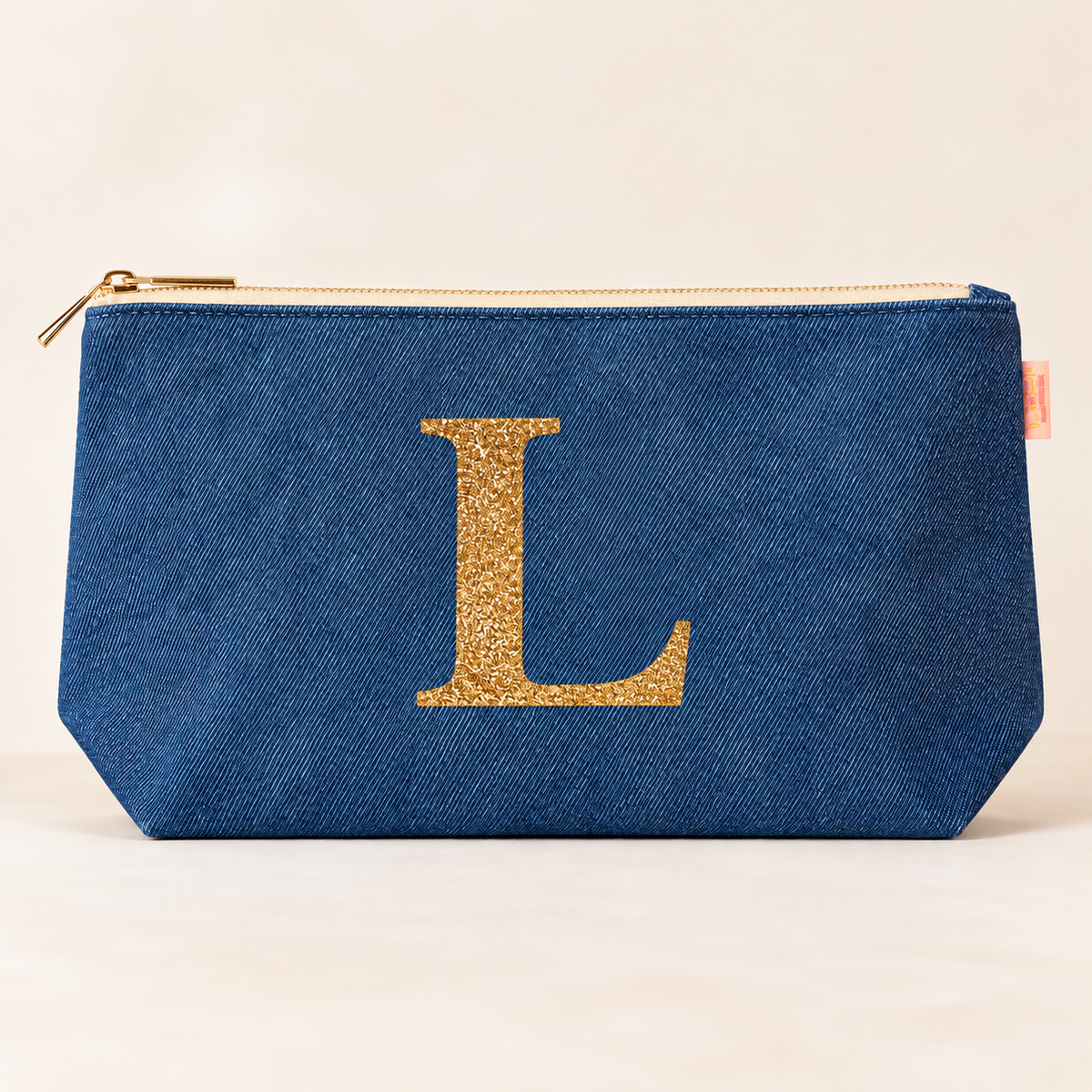 Personalisierte Kosmetiktasche aus Jeans – mit Wunschbuchstaben in Goldglitzer