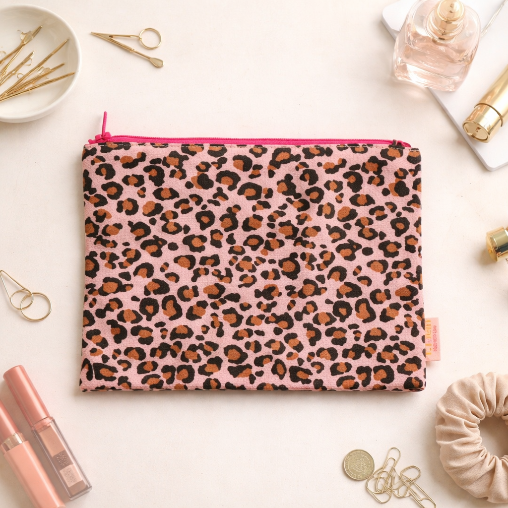 Kleine Kosmetiktasche / Krimskrams-Täschchen im Leo-Design